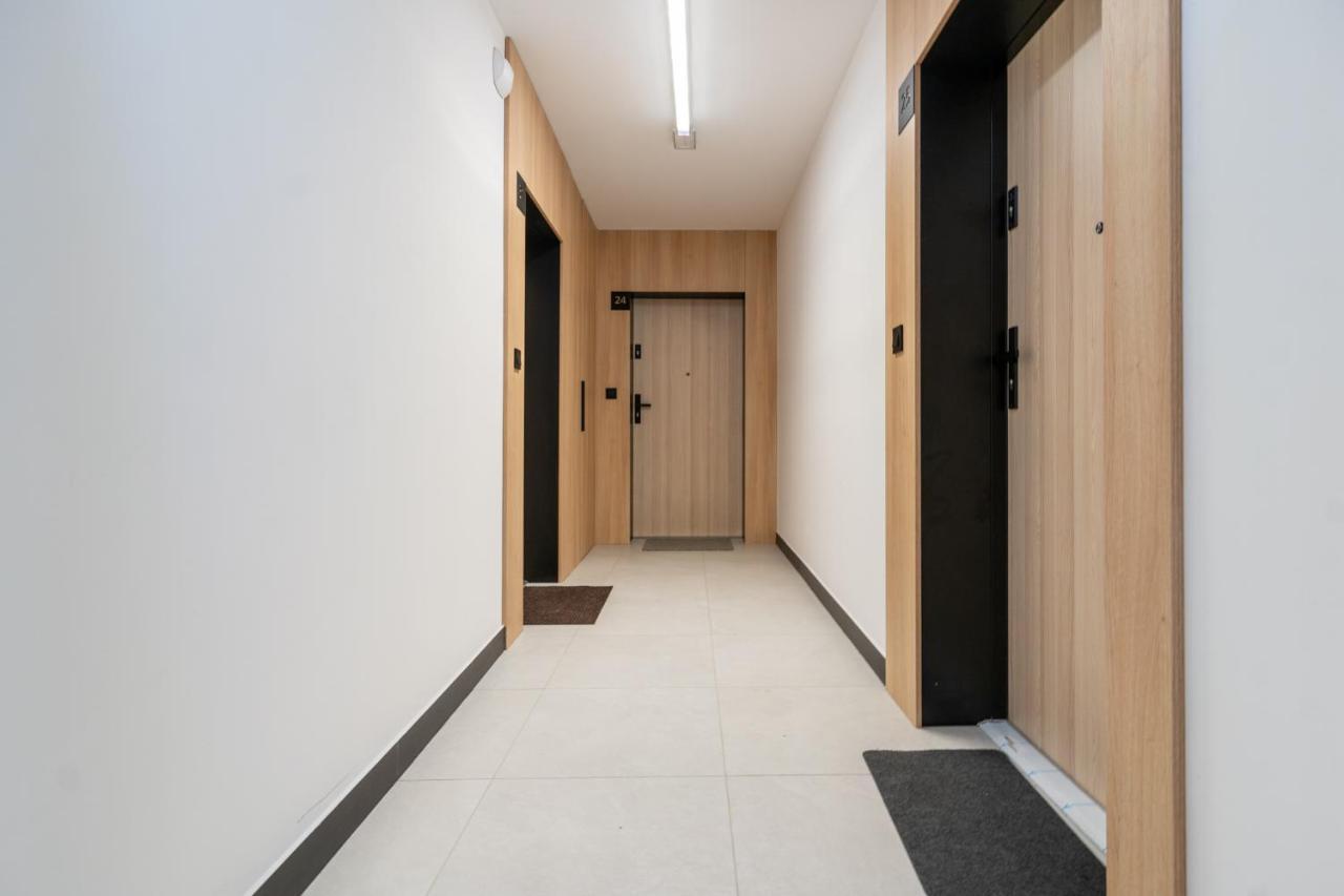 Lotte Apartment - Parking Podziemny, Osiedle Strzezone غليفيتسه المظهر الخارجي الصورة